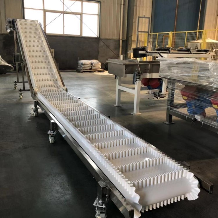 宜城Z型裙边皮带输送机